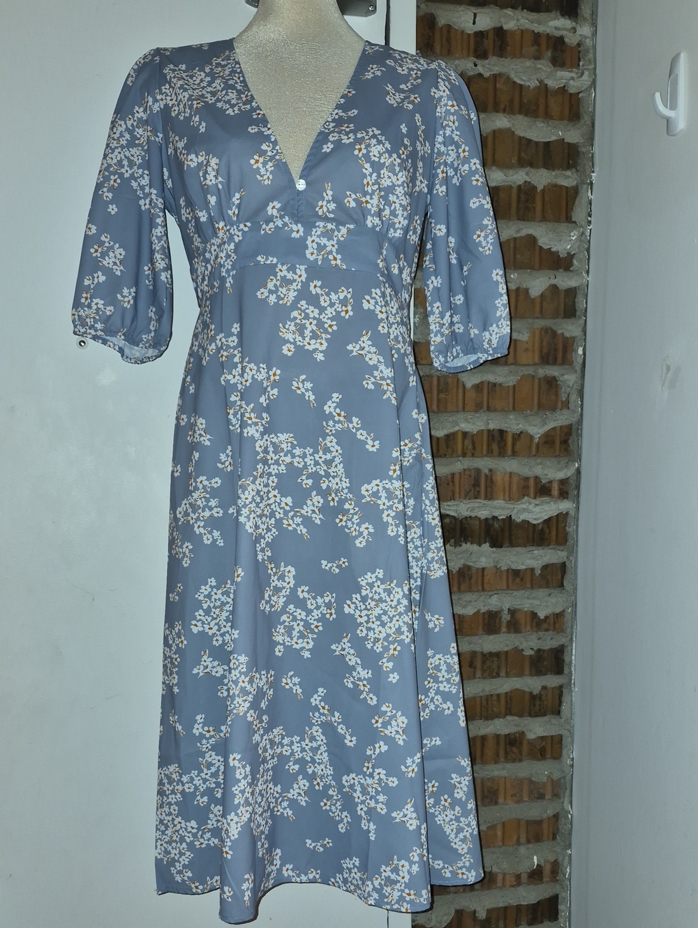 Rihoas Midi Floral Dress Size M Medium